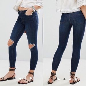 Free People Busted Knee Skinny Jeans Medium Wash